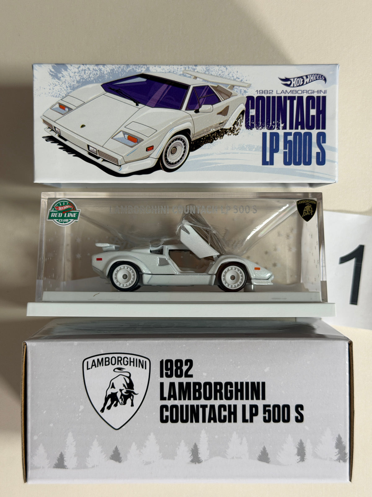 Hot Wheels RLC 1982 Lamborghini Countach LP 500 S biały #1