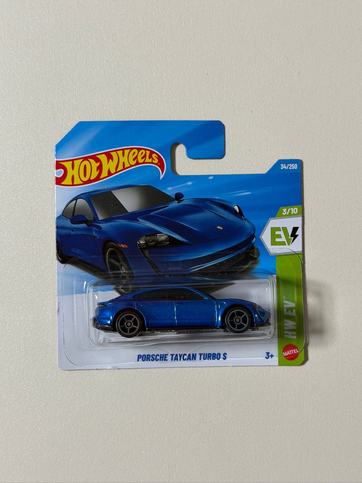 Hot Wheels Porsche Taycan Turbo S