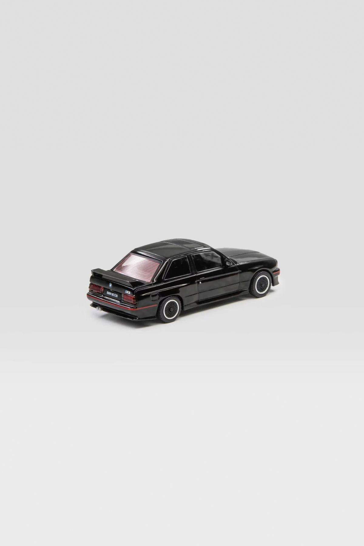 Shadow 1:64 BMW M3 E30 czarny