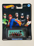 Hot Wheels PREMIUM Pop Culture Volkswagen T1 Panel Justice League