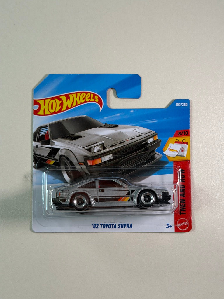 Hot Wheels 82 Toyota Supra srebrny