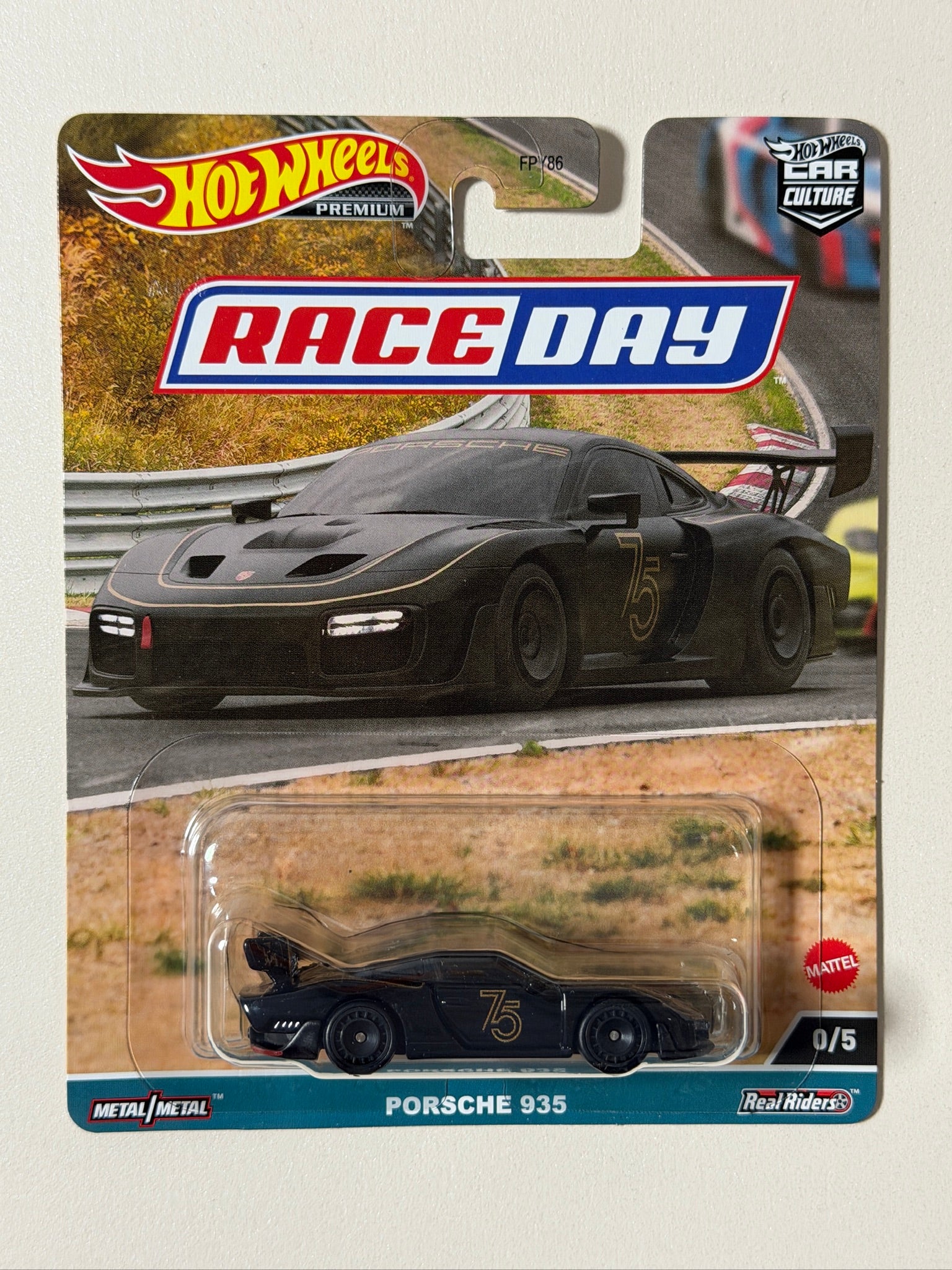 Hot Wheels PREMIUM Car Culture Porsche 935 CHASE 0/5