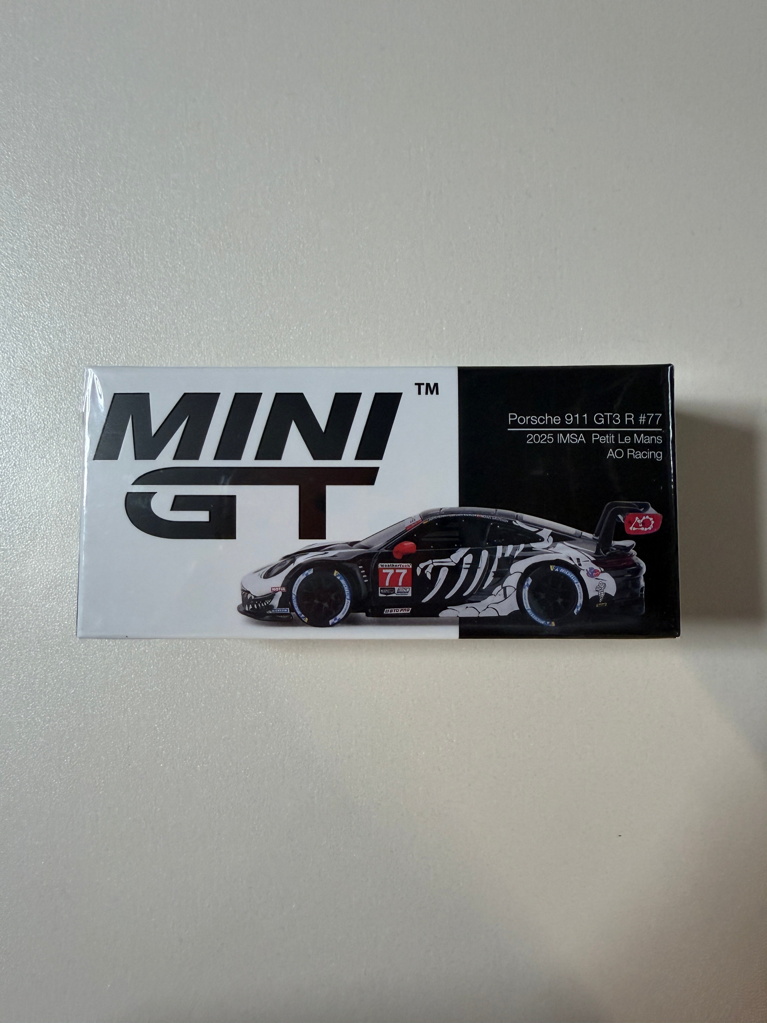 Mini GT #1143 Porsche 911 GT3 R #77 Rexy Skeleton