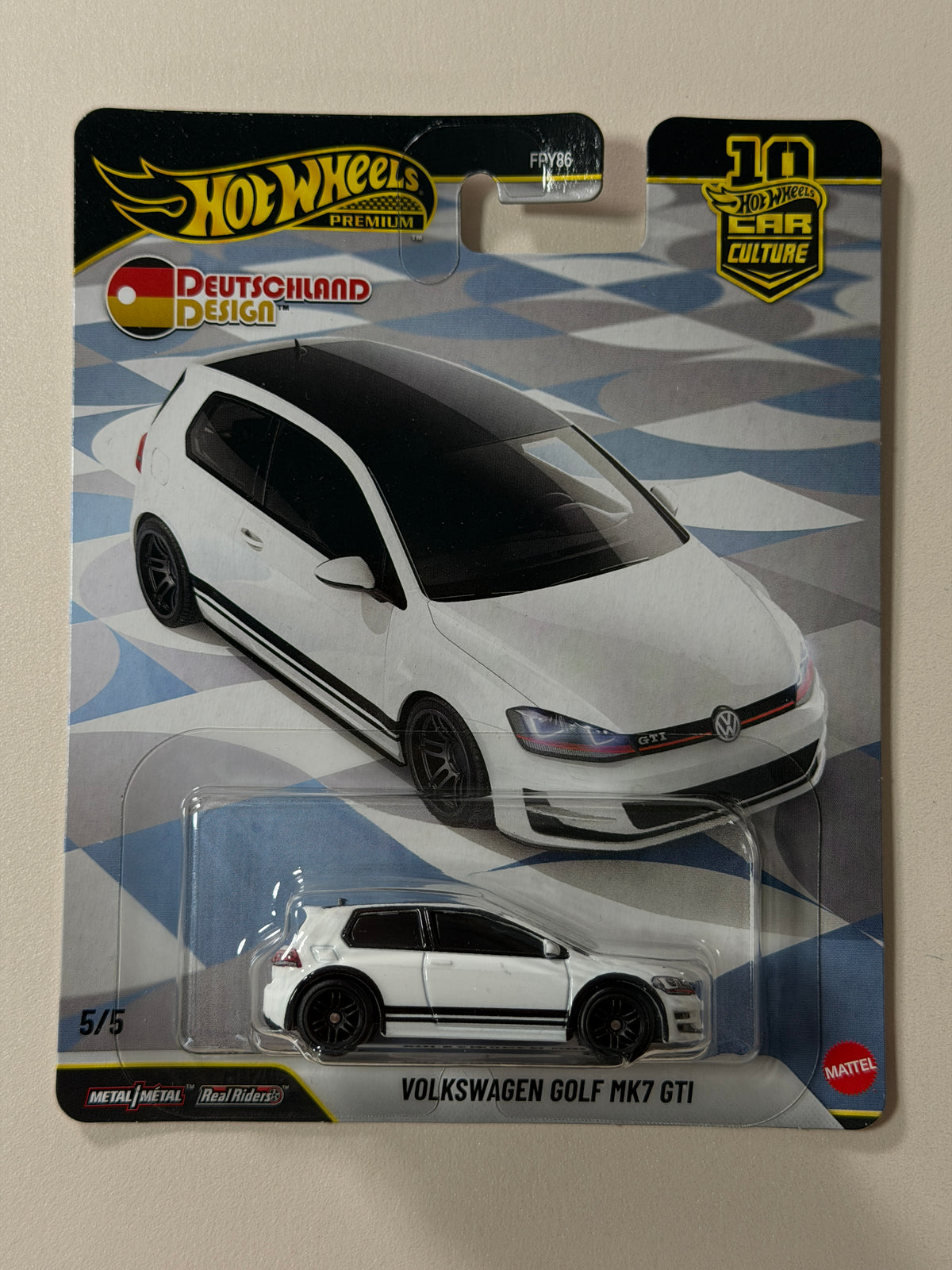 Hot Wheels PREMIUM Car Culture Volkswagen Golf MK7 GTI