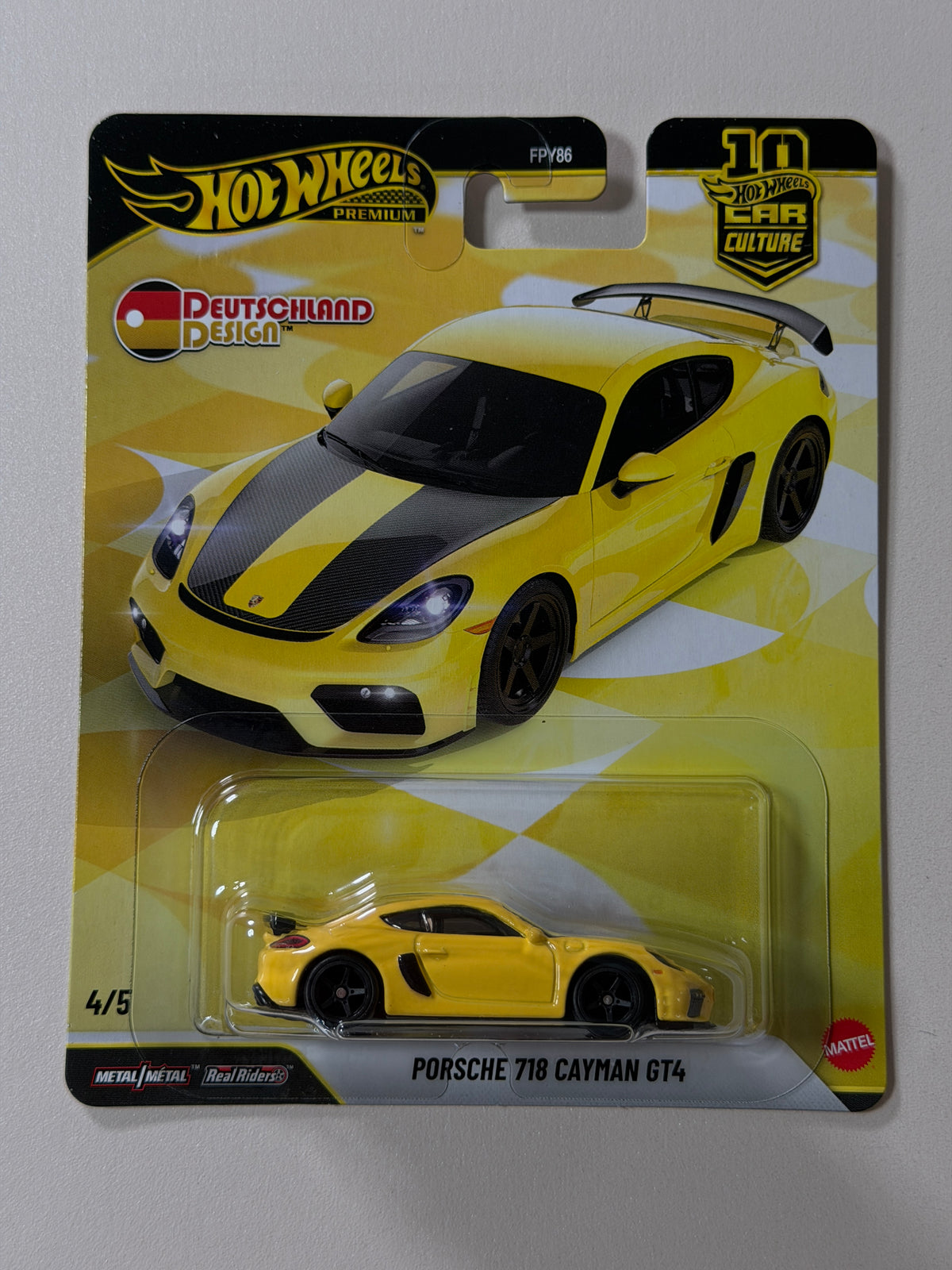 Hot Wheels PREMIUM Car Culture Porsche 718 Cayman GT4