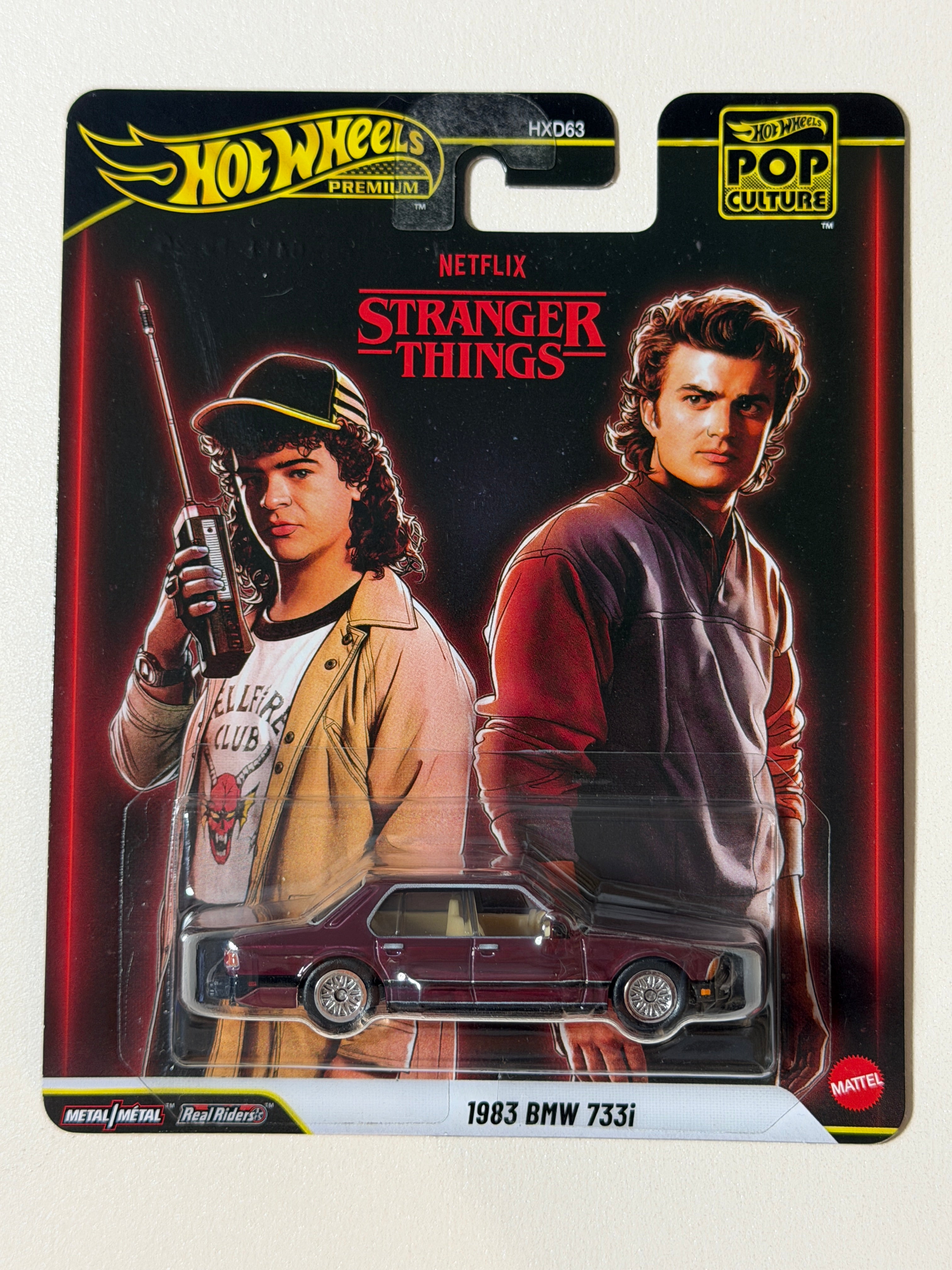 Hot Wheels PREMIUM Pop Culture 1983 BMW 733i Stranger Things