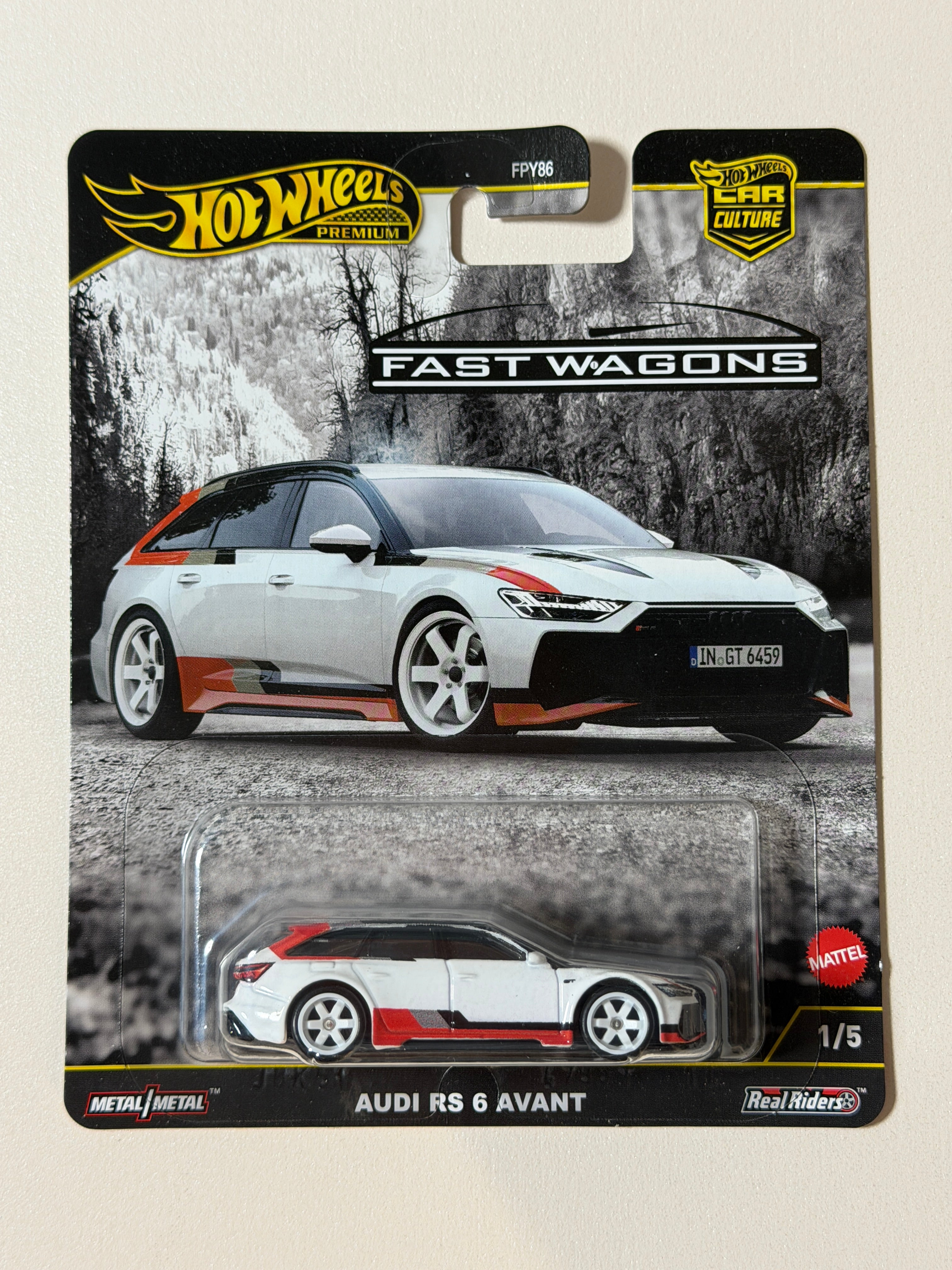 Hot Wheels PREMIUM Car Culture Audi RS6 Avant