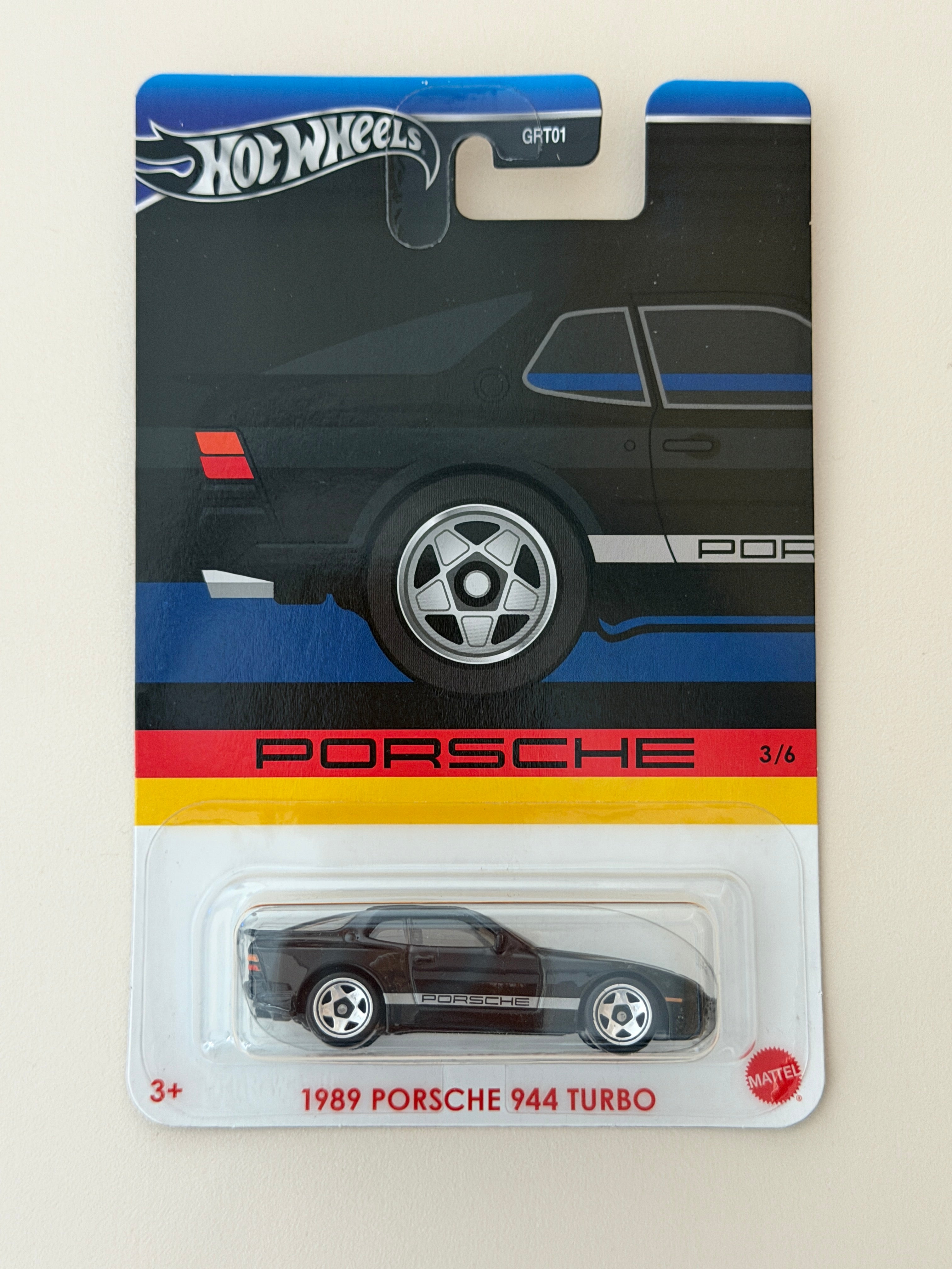 Hot Wheels Porsche set 1989 Porsche 944 Turbo