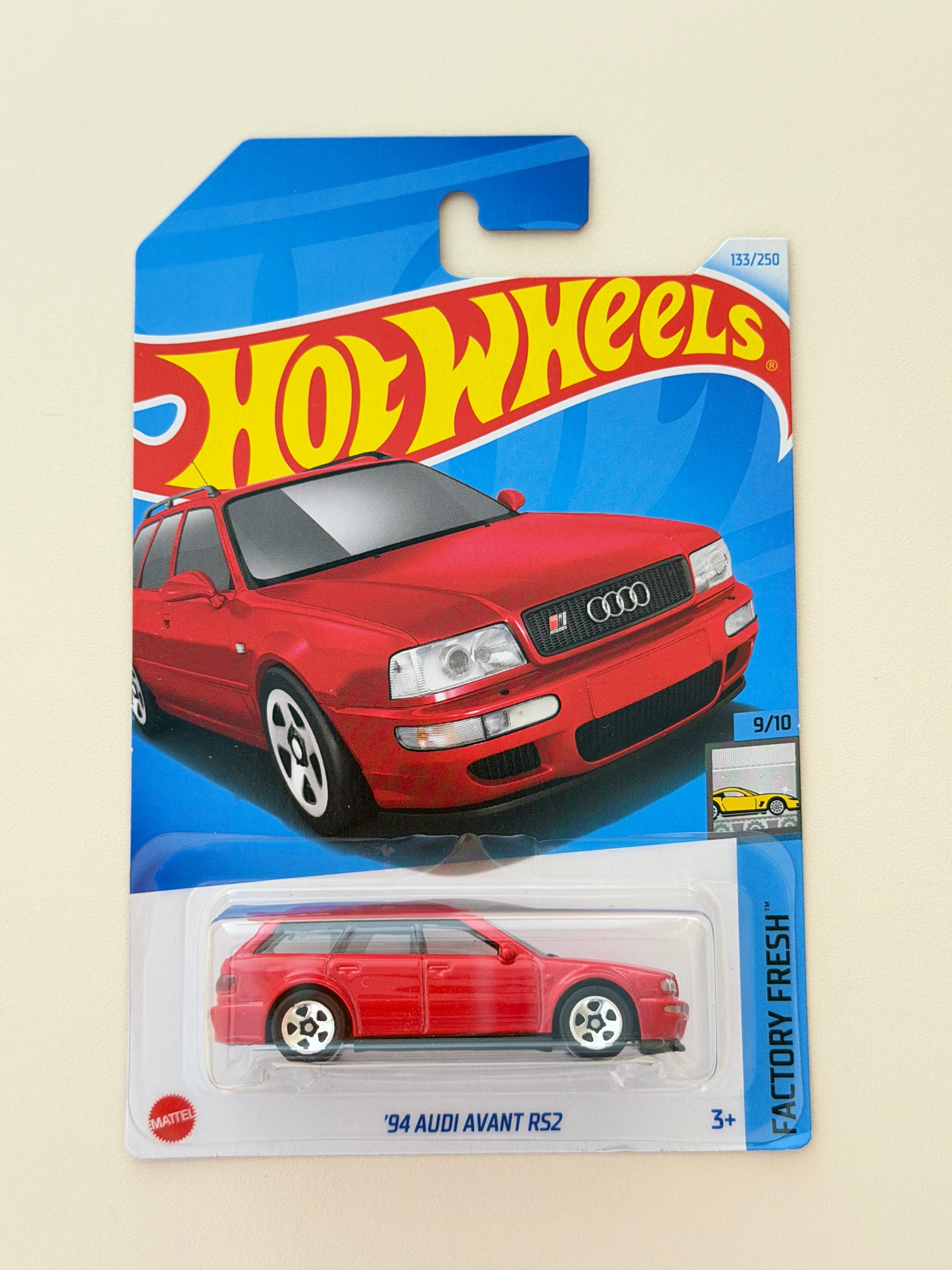 Hot Wheels 94 Audi Avant RS2