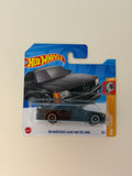 Hot Wheels 89 Mercedes-Benz 560 SEC AMG