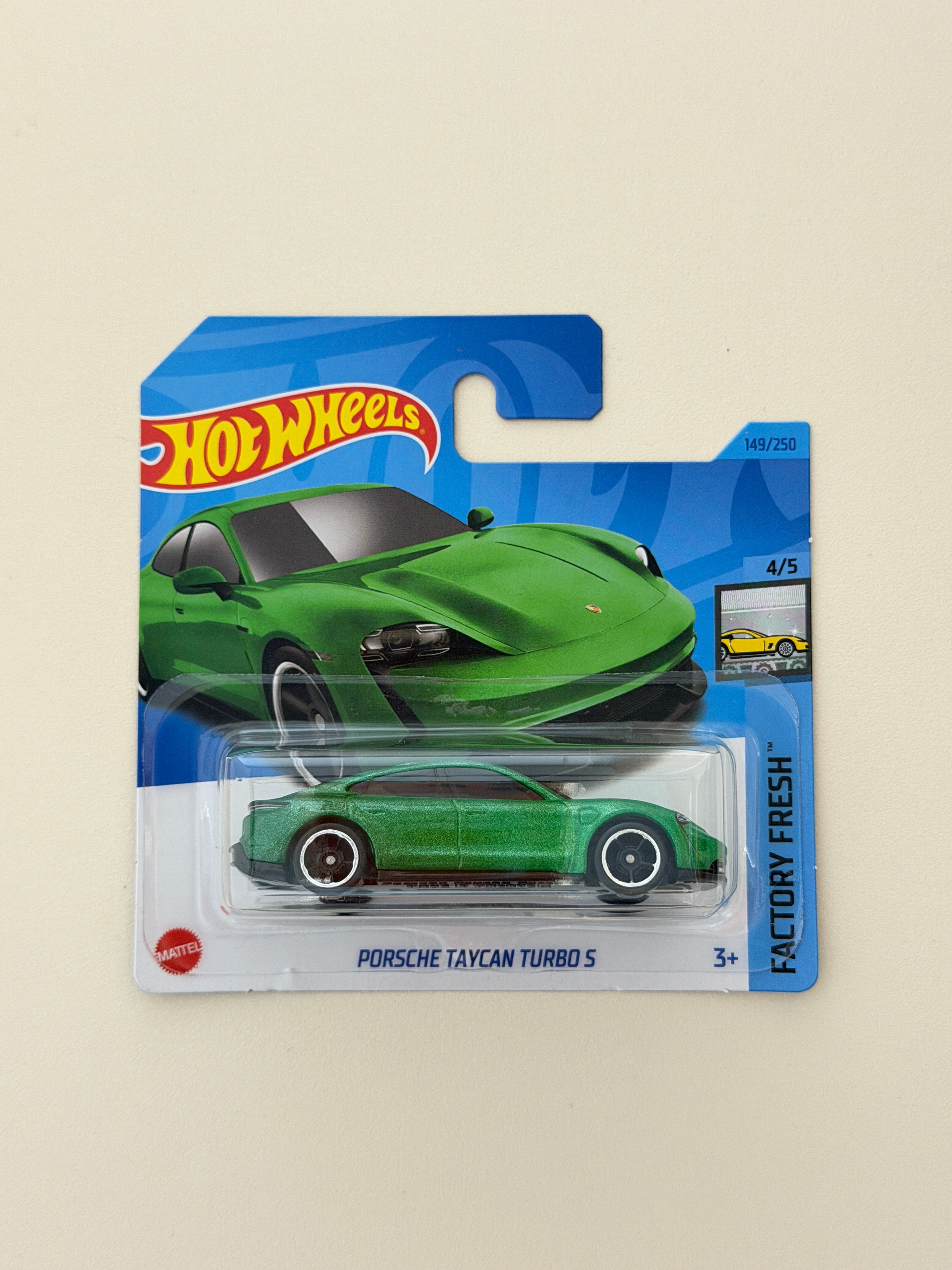 Hot Wheels Porsche Taycan Turbo S