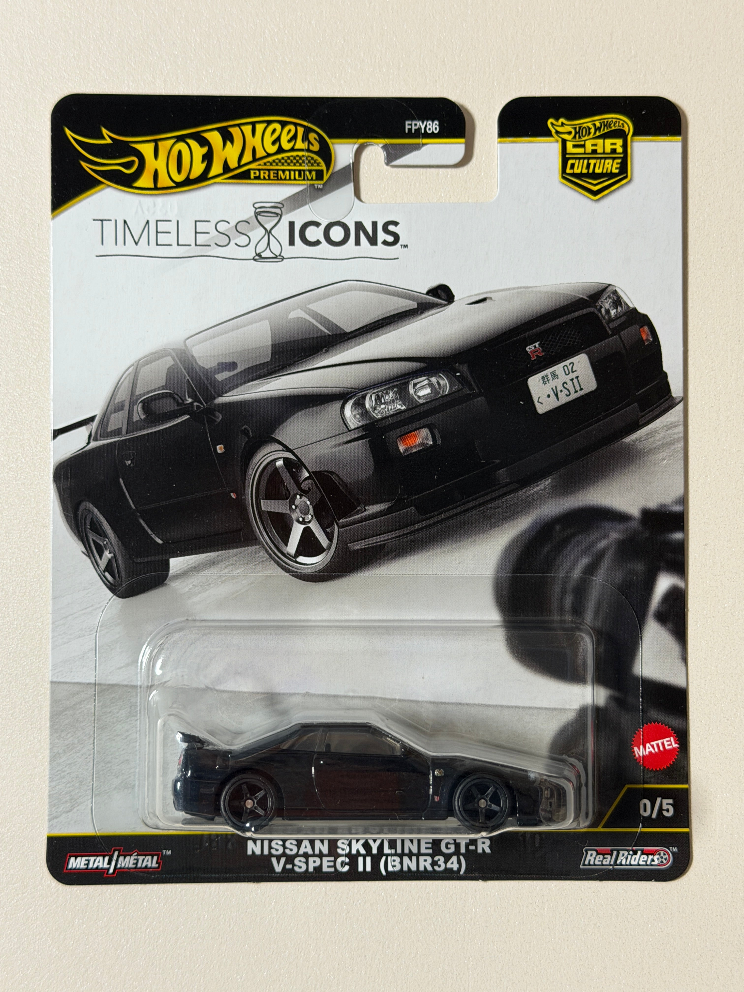 Hot Wheels PREMIUM Car Culture Nissan Skyline GT-R V-SPEC II (BNR34) CHASE