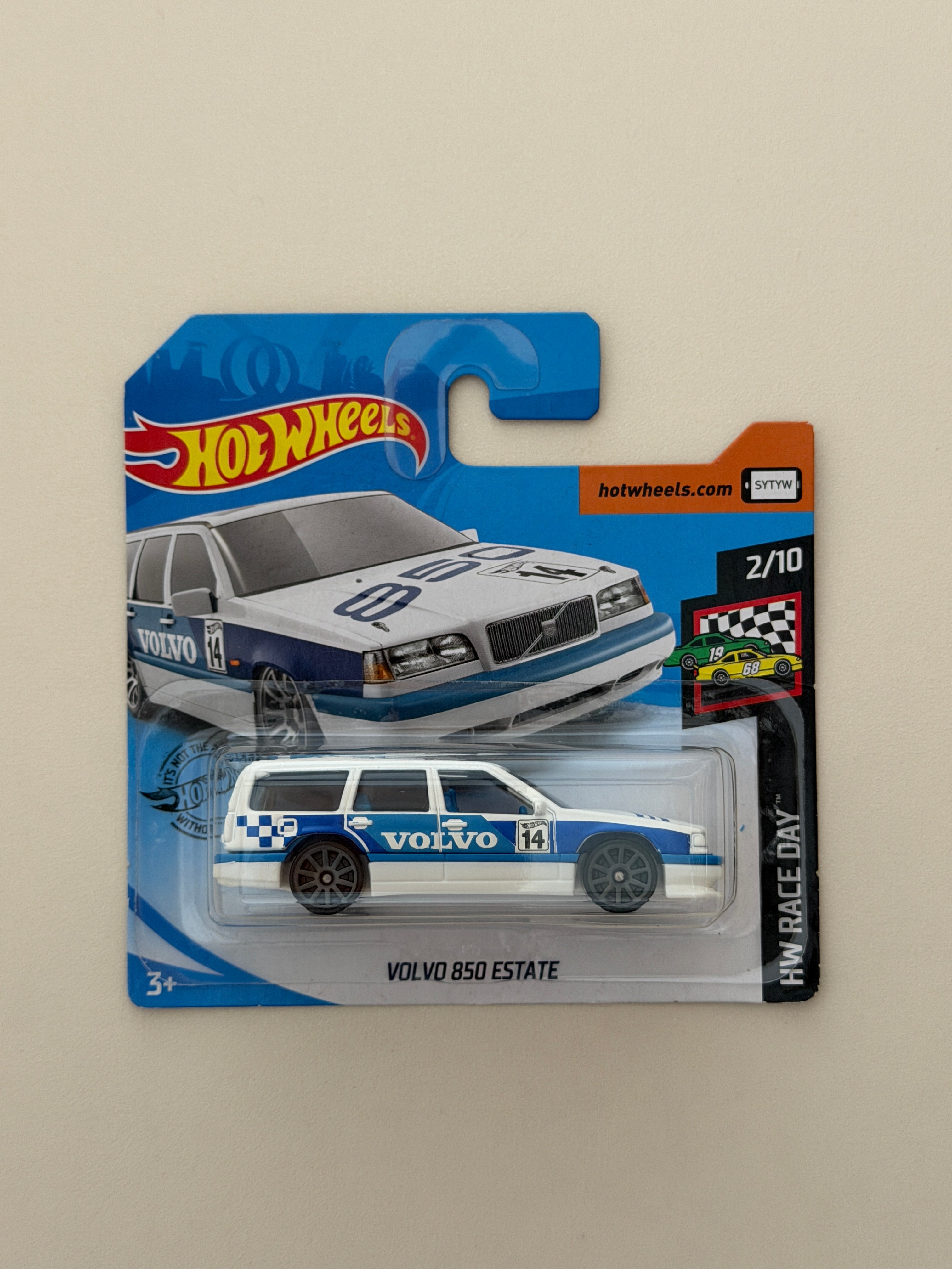Hot Wheels Volvo 850 Estate