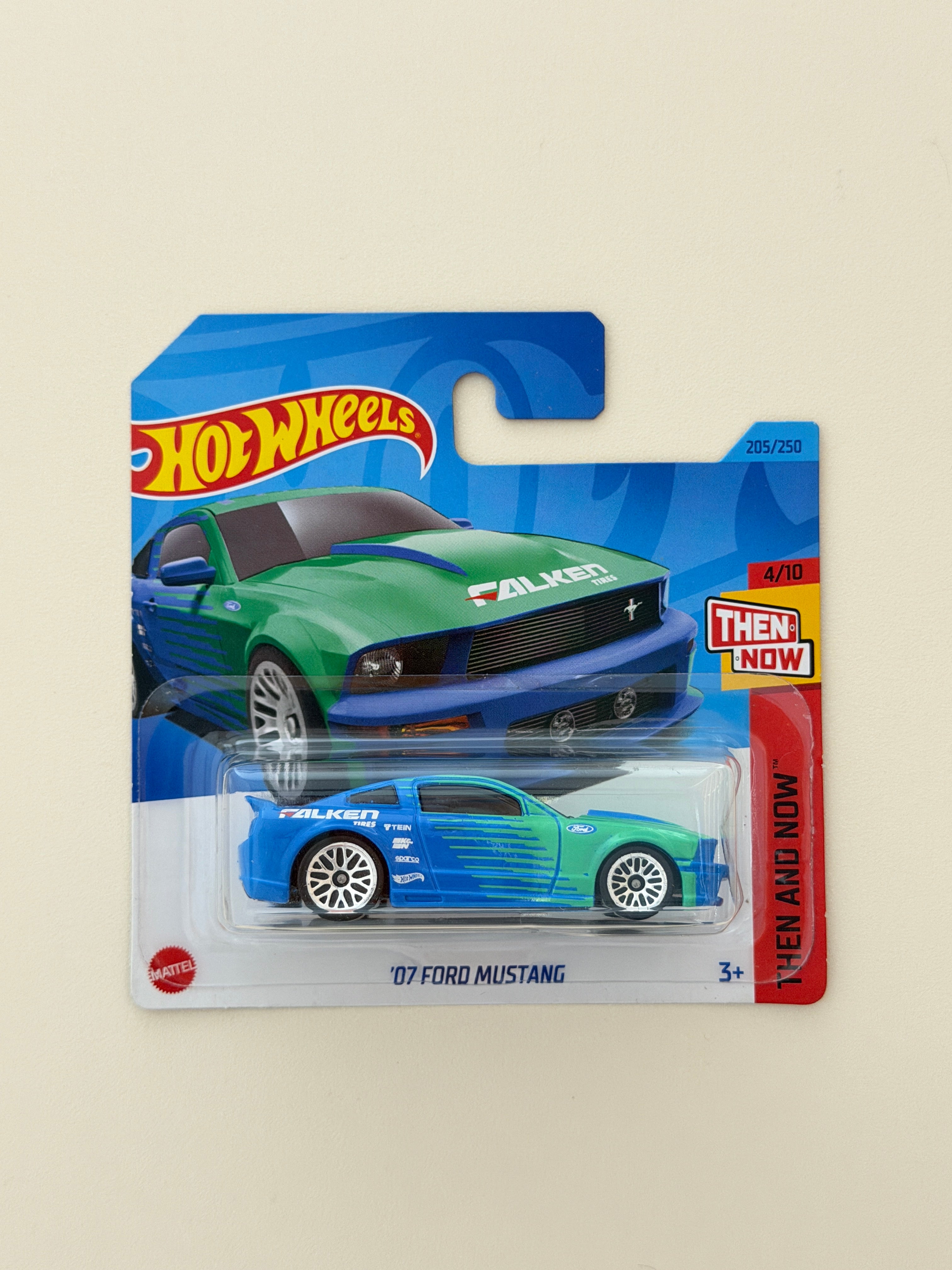 Hot Wheels 07 Ford Mustang Falken