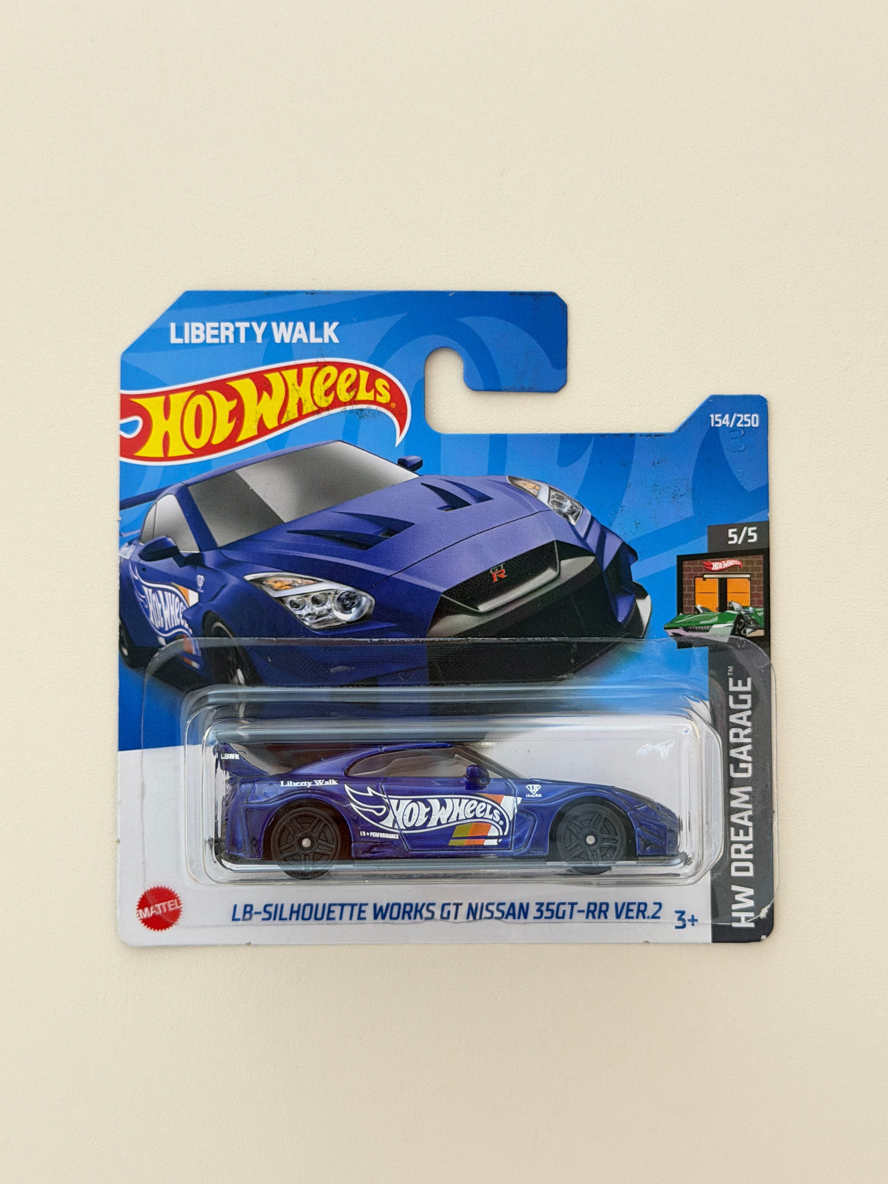 Hot Wheels LB-Silhouette Works GT Nissan 35GT-RR Ver.2 R35