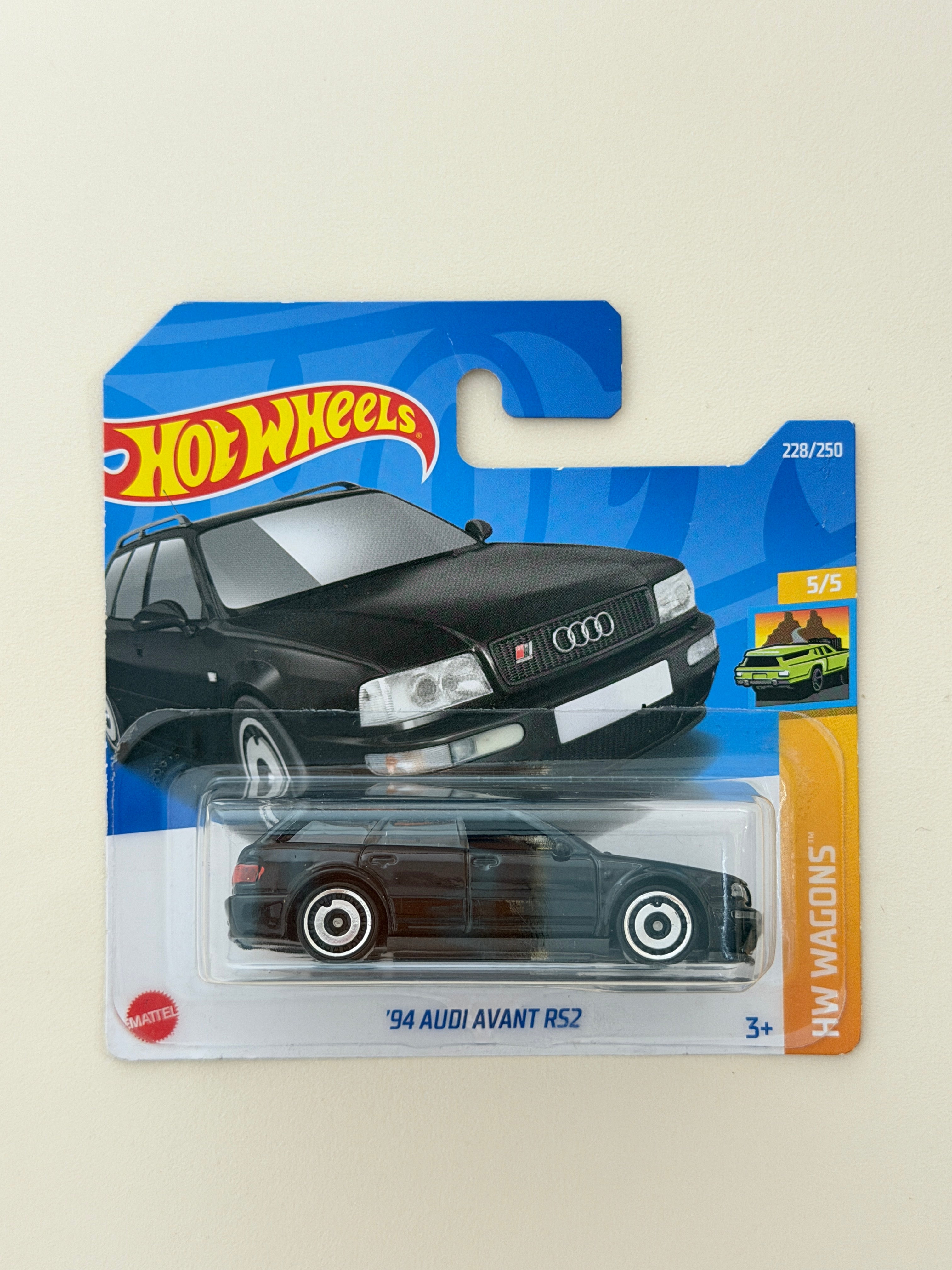 Hot Wheels 94 Audi Avant RS2