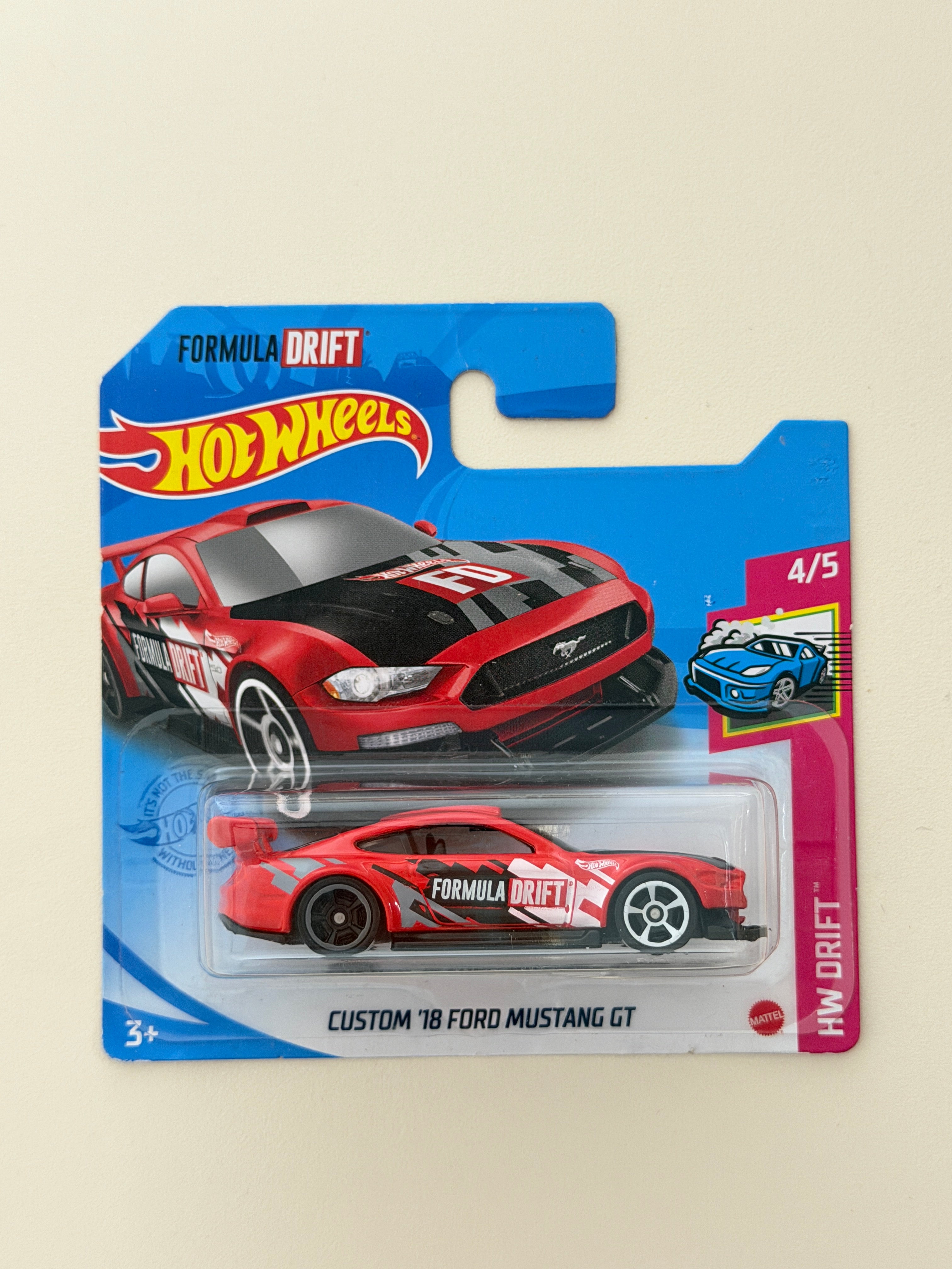 Hot Wheels Custom 18 Ford Mustang GT
