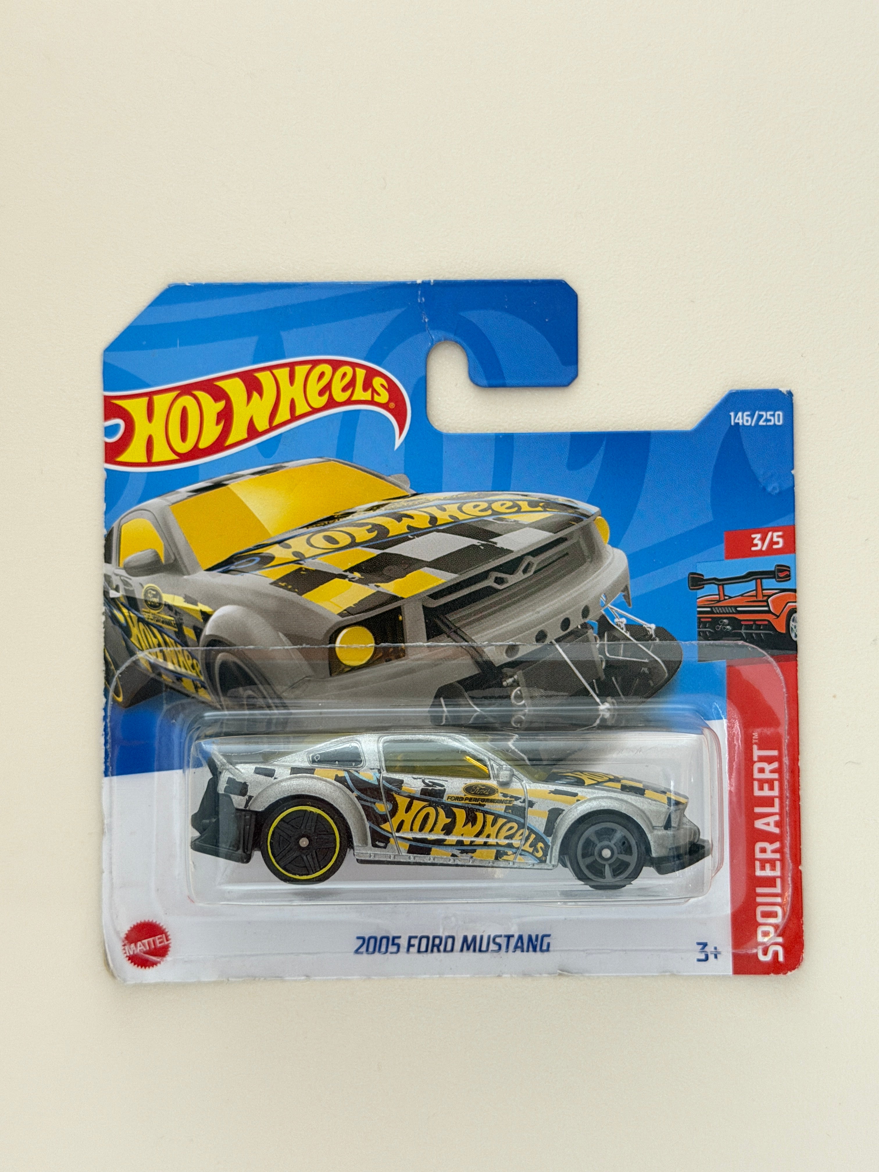 Hot Wheels 2005 Ford Mustang