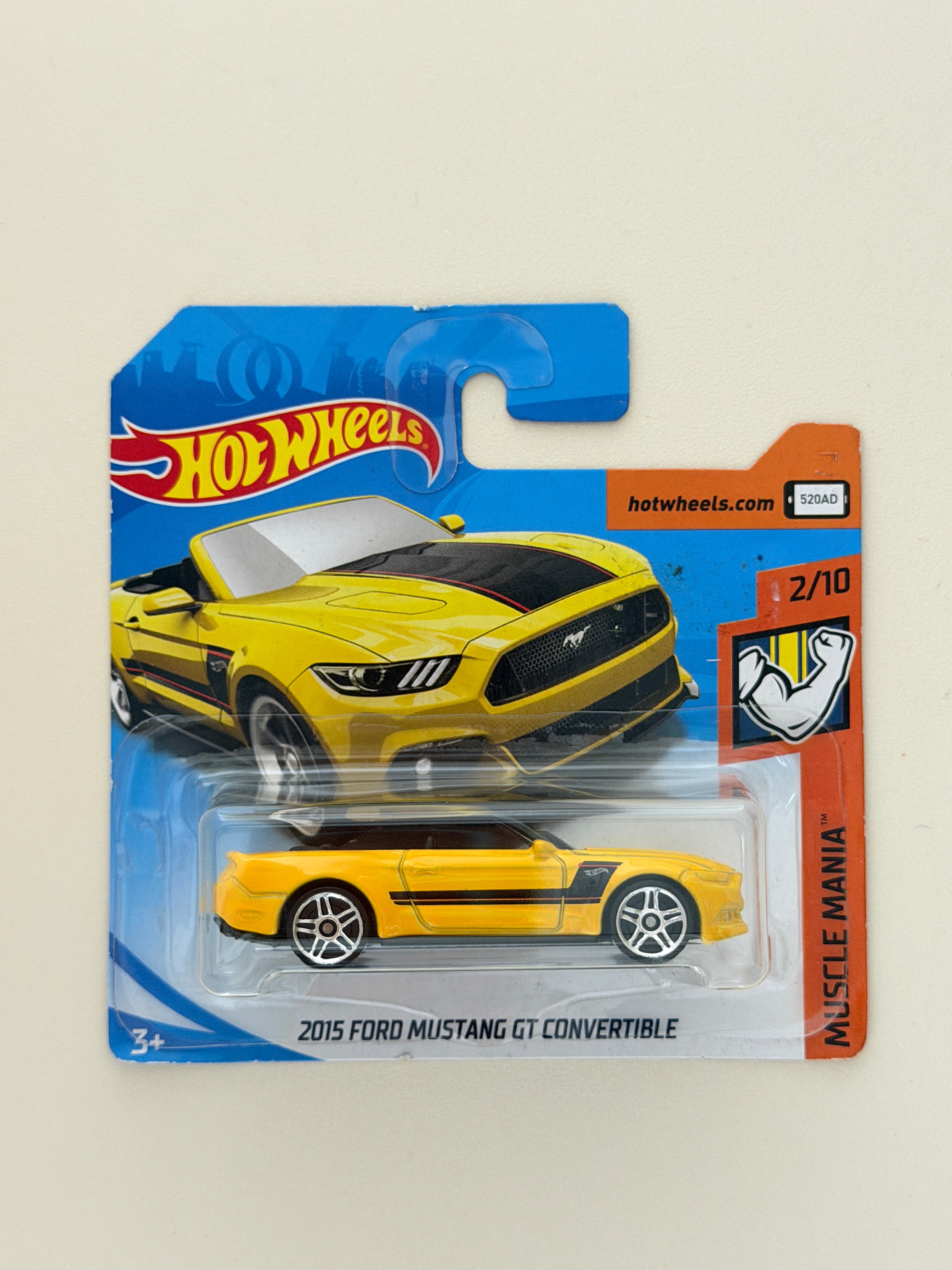 Hot Wheels 2015 Ford Mustang GT Convertible