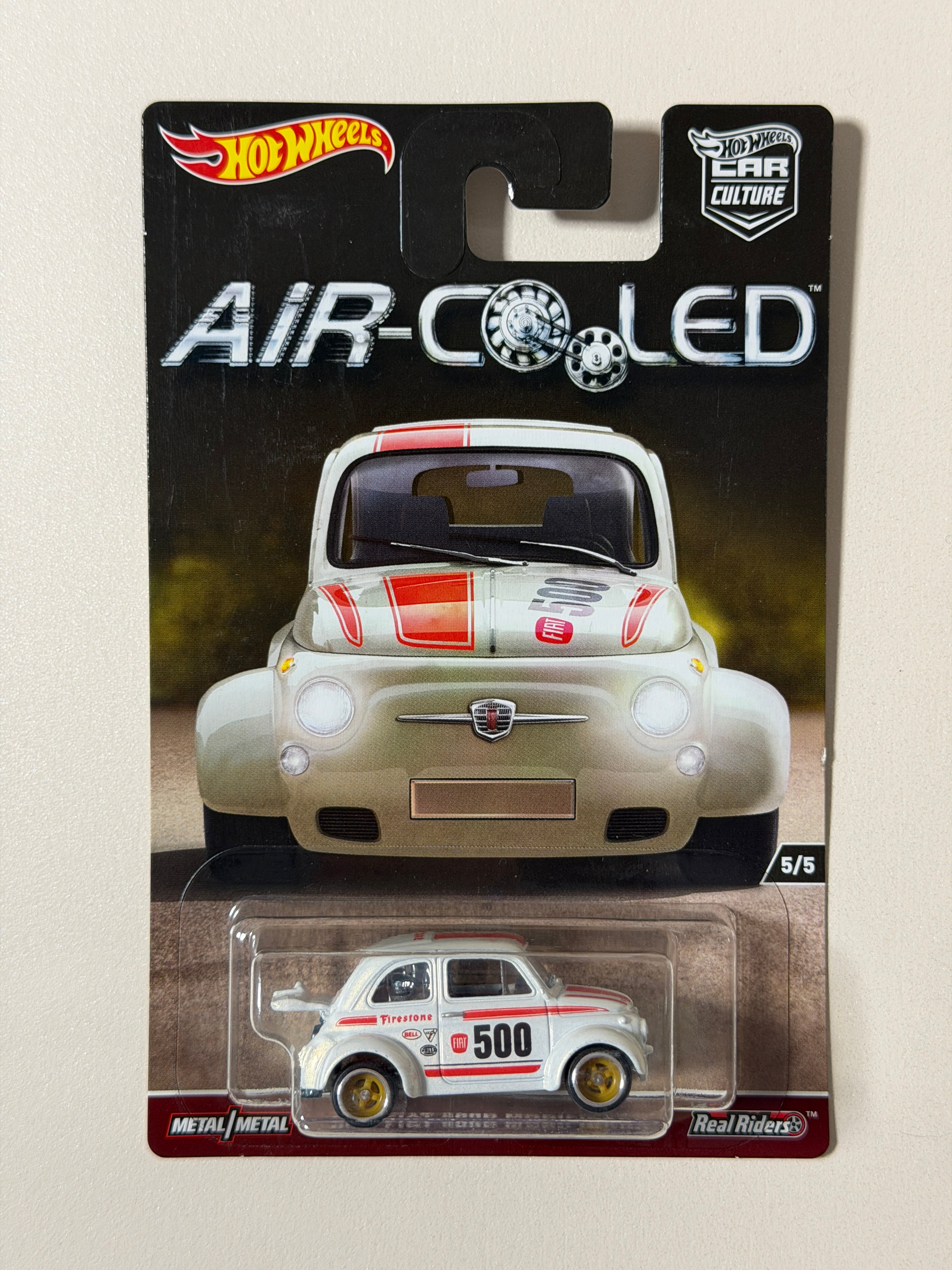 Hot Wheels PREMIUM Car Culture 60s Fiat 500D Modificado