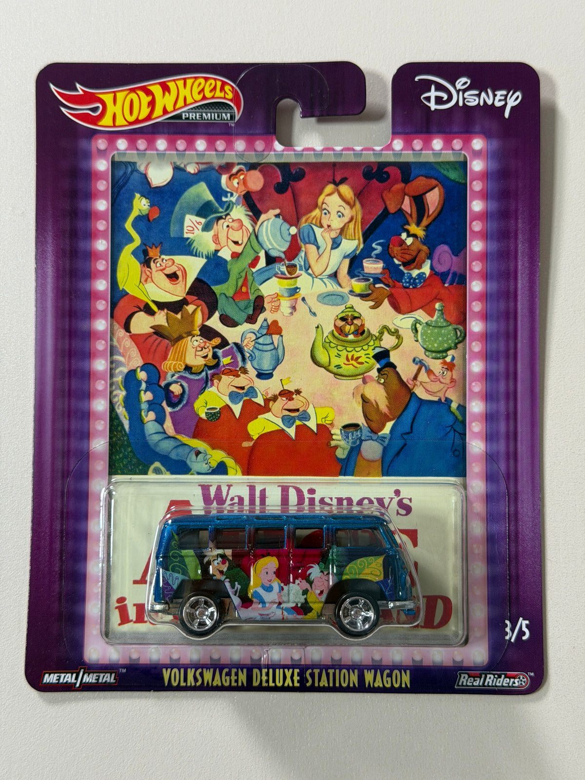 Hot Wheels PREMIUM Pop Culture Volkswagen Deluxe Station Wagon Alice in Wonderland